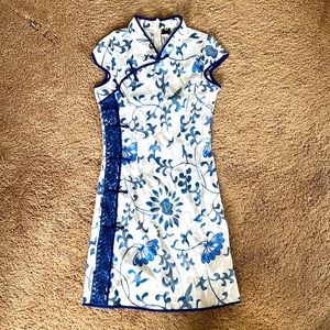 Cheongsam. Transitional Chinese Dress
